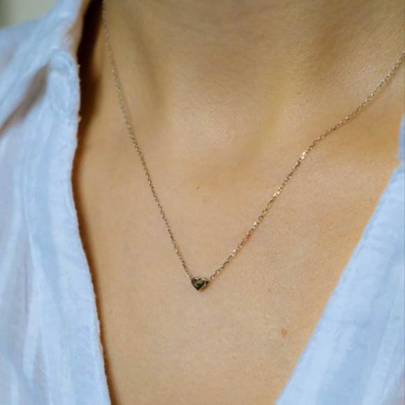 925 Sterling Silver Tiny Heart Necklace - Picture 5 of 5